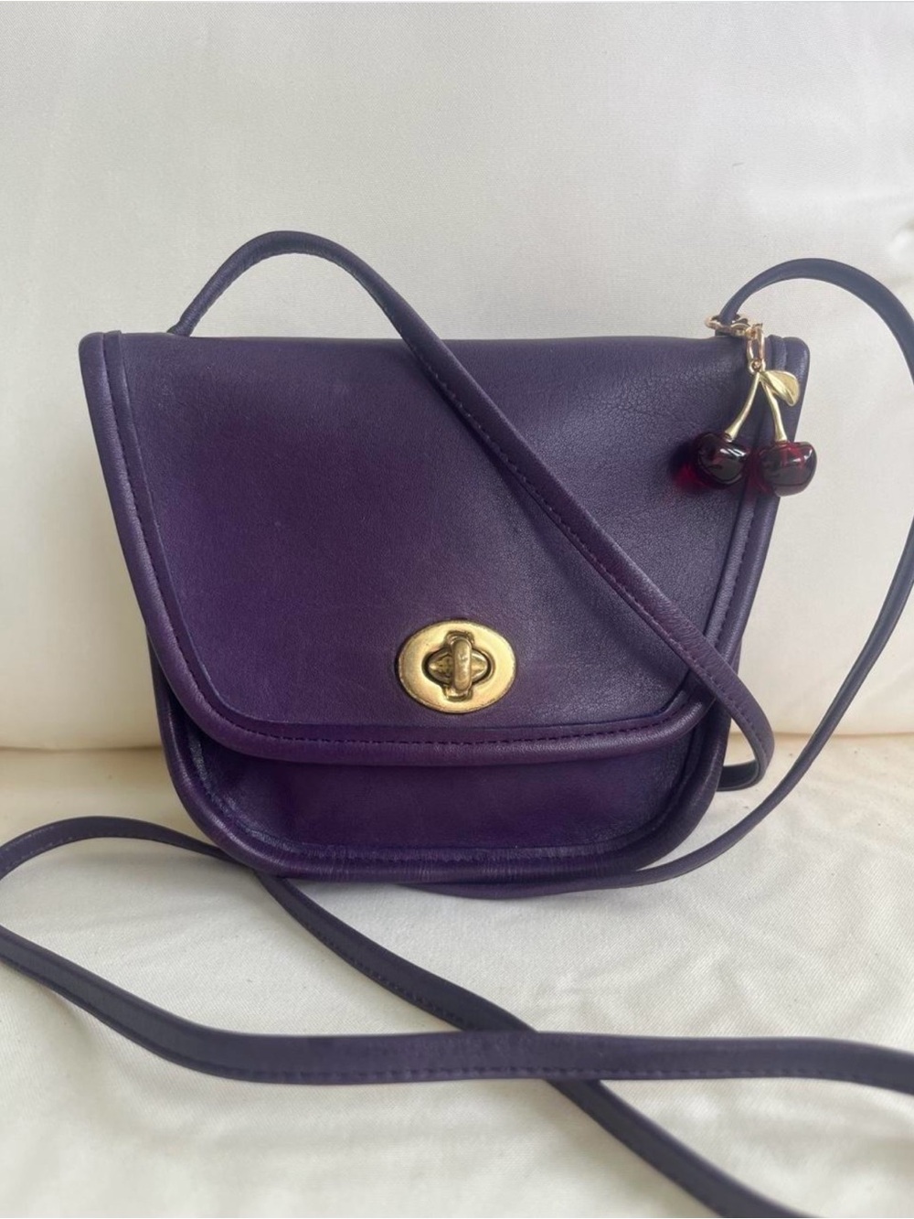 Coach purple leather Everett bag in great condition